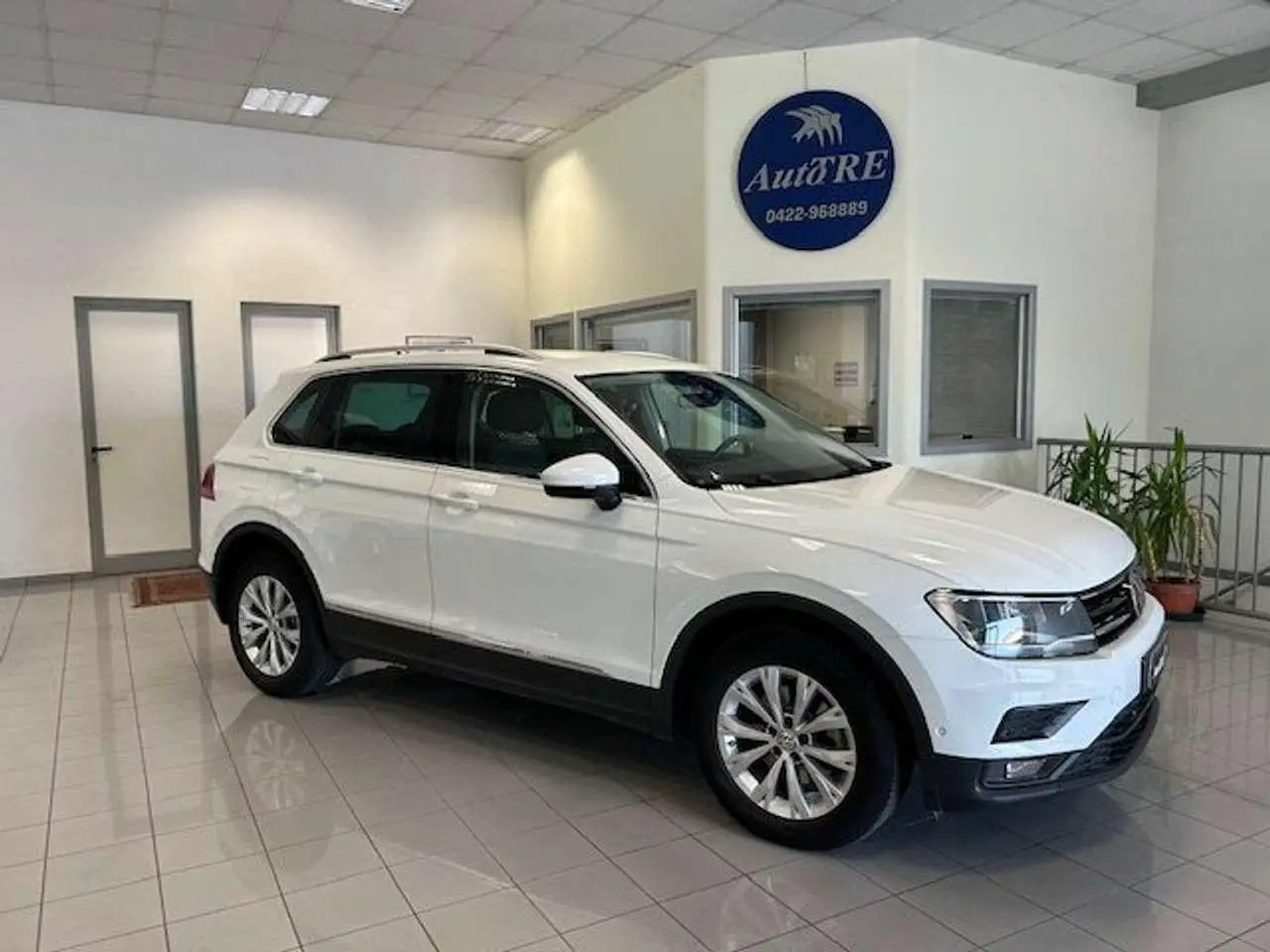 Photo 1 : Volkswagen Tiguan 2019 Diesel