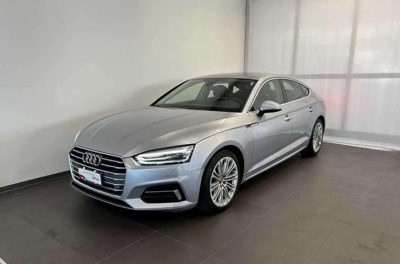 Photo 1 : Audi A5 2019 Diesel