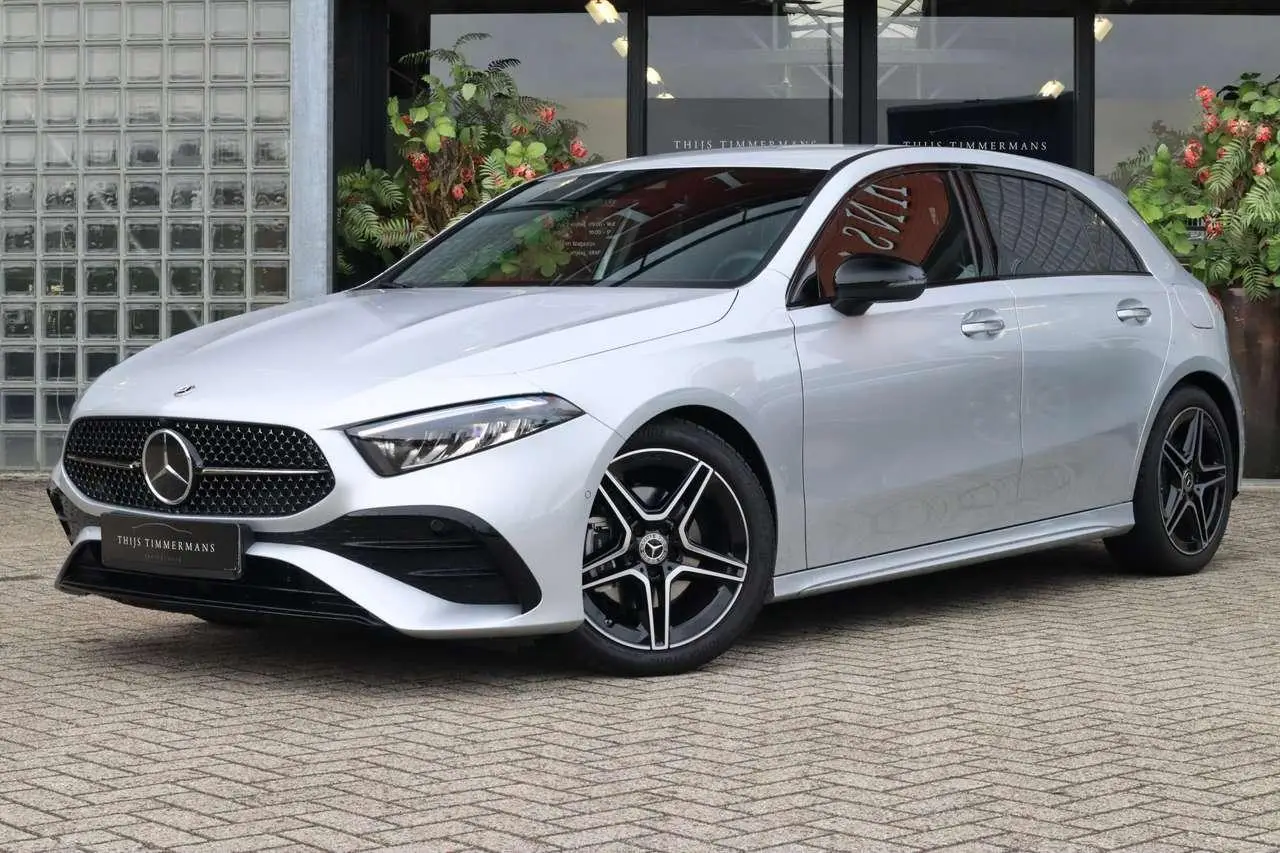 Photo 1 : Mercedes-benz Classe A 2024 Essence