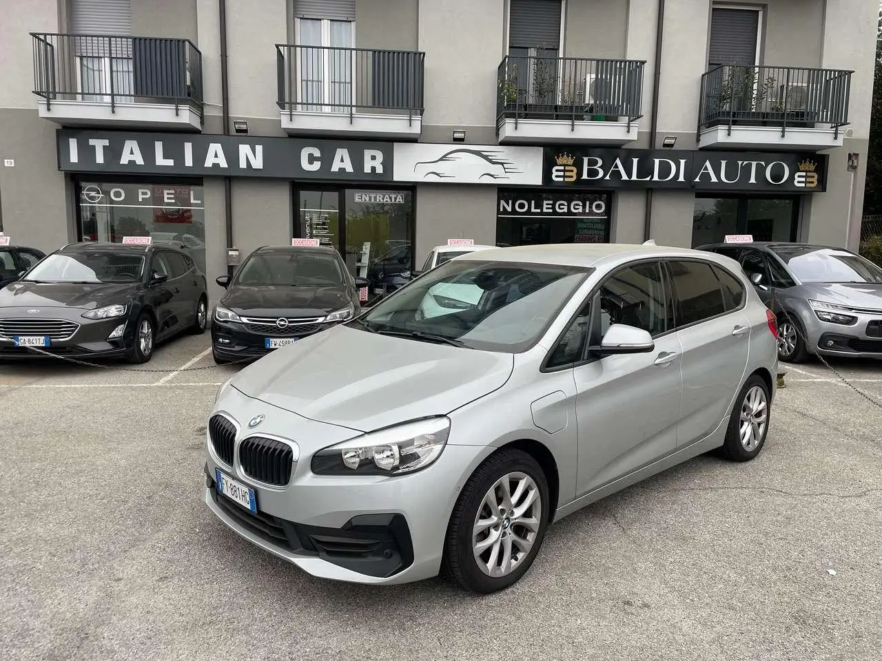 Photo 1 : Bmw Serie 2 2019 Hybrid