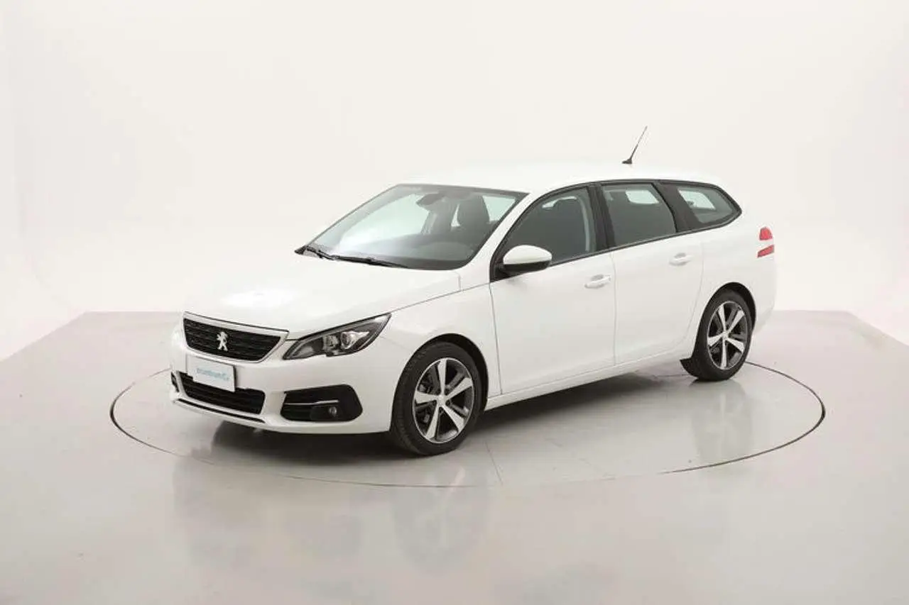 Photo 1 : Peugeot 308 2020 Diesel