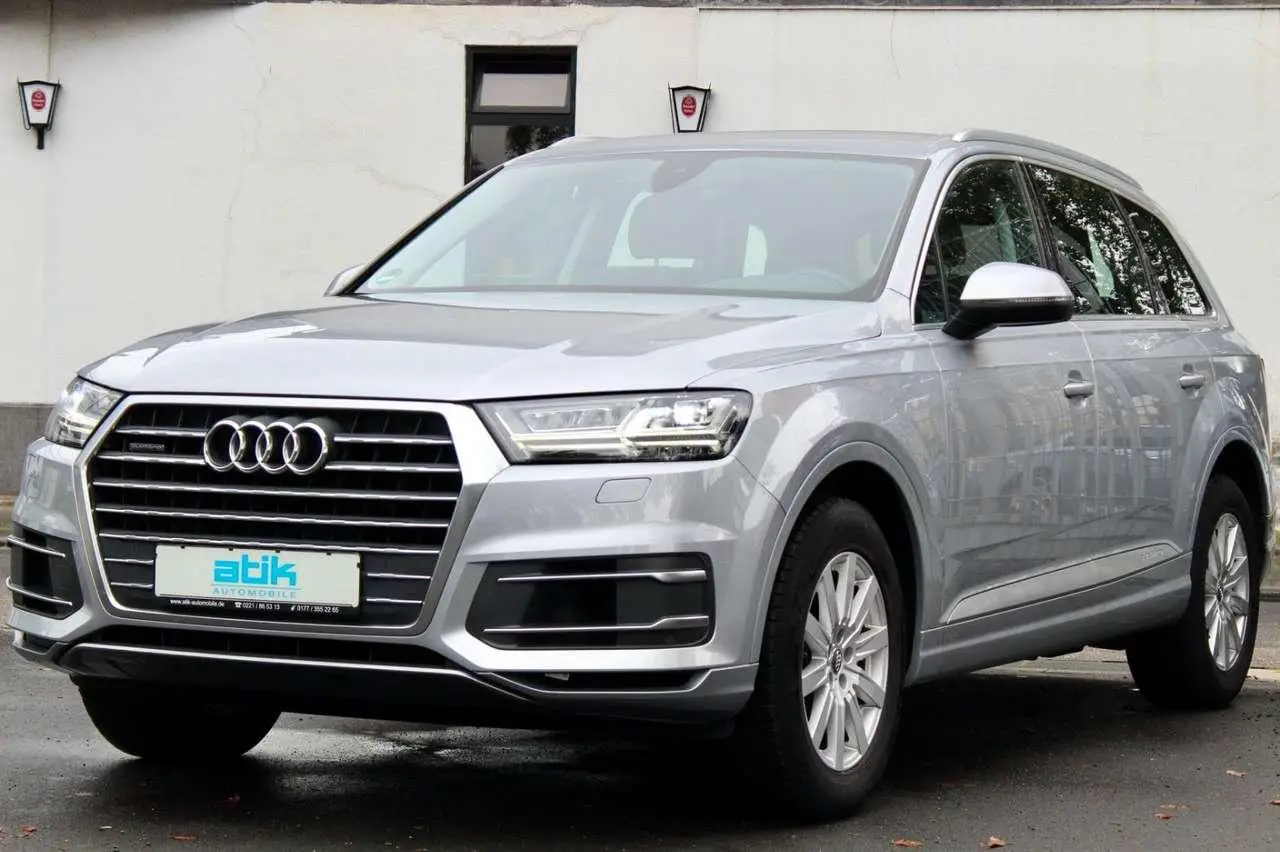 Photo 1 : Audi Q7 2018 Diesel