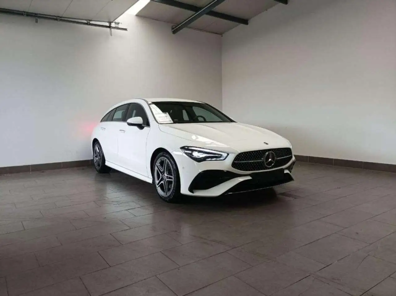 Photo 1 : Mercedes-benz Classe Cla 2024 Hybrid