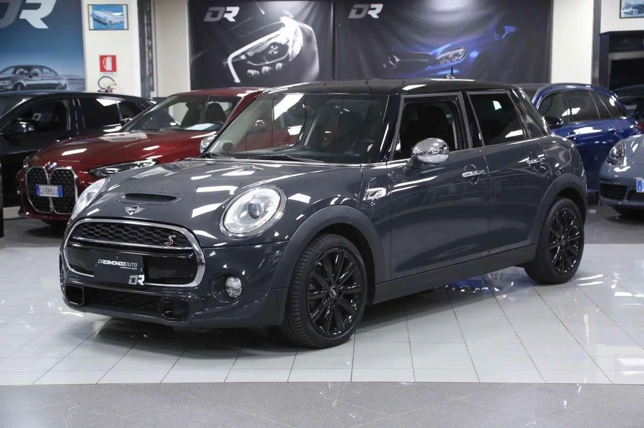 Photo 1 : Mini Cooper 2015 Diesel