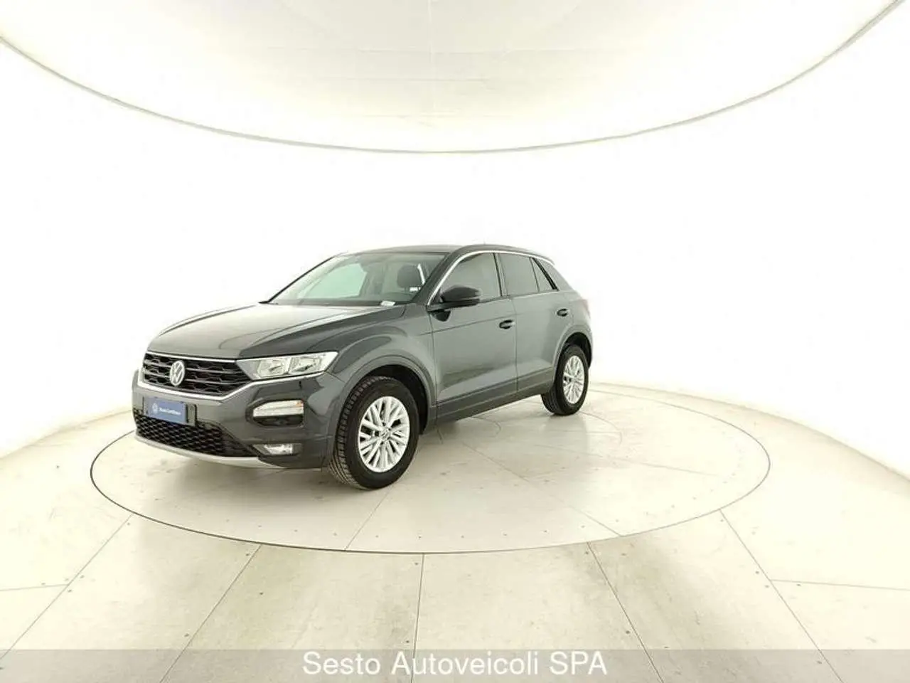 Photo 1 : Volkswagen T-roc 2020 Petrol