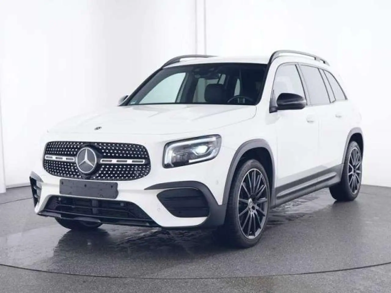 Photo 1 : Mercedes-benz Classe Gla 2023 Petrol