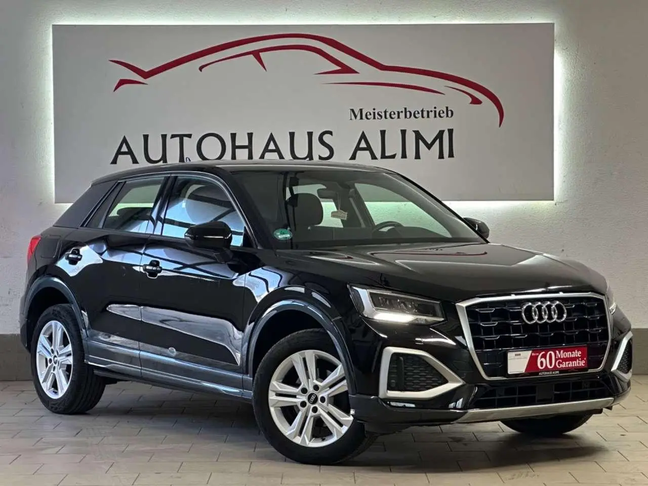 Photo 1 : Audi Q2 2021 Petrol