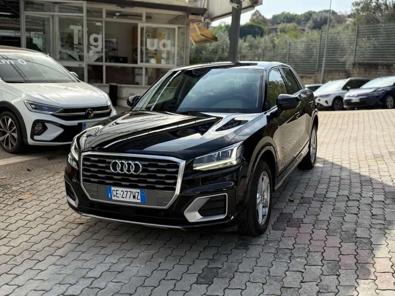 Photo 1 : Audi Q2 2019 Petrol