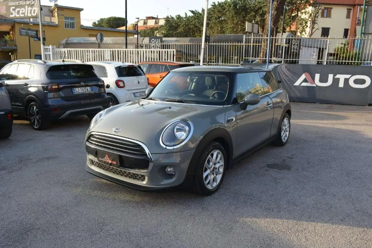 Photo 1 : Mini Cooper 2019 Diesel