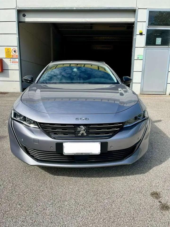 Photo 1 : Peugeot 508 2022 Essence