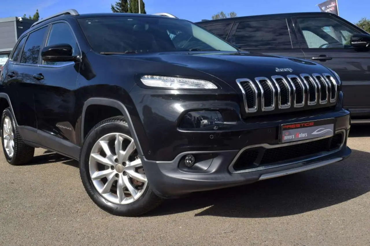 Photo 1 : Jeep Cherokee 2015 Diesel