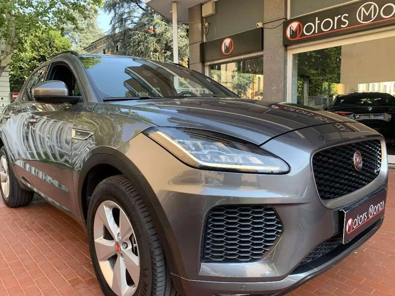 Photo 1 : Jaguar E-pace 2018 Petrol