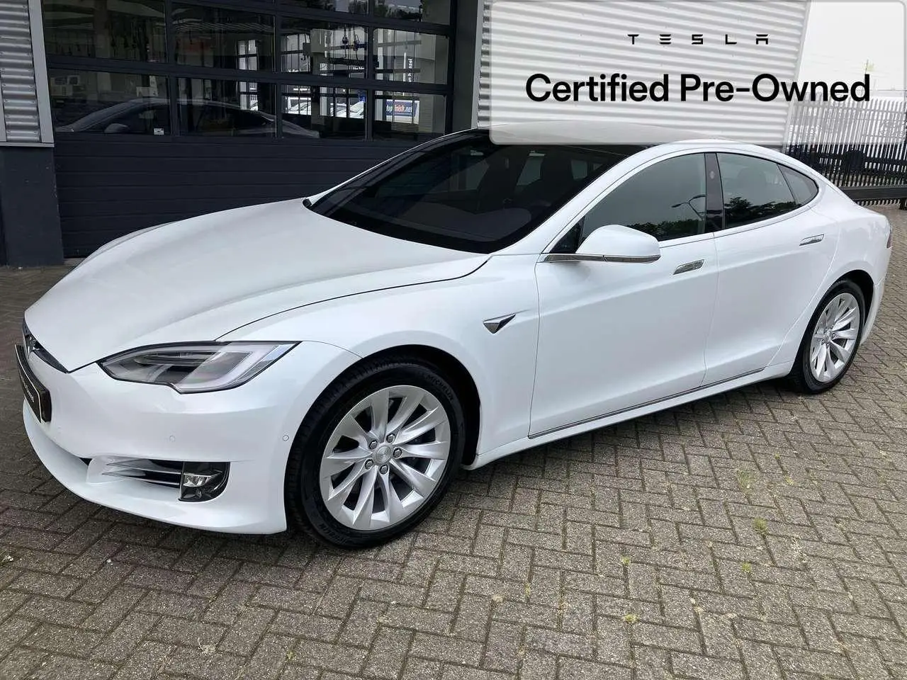 Photo 1 : Tesla Model S 2018 Electric