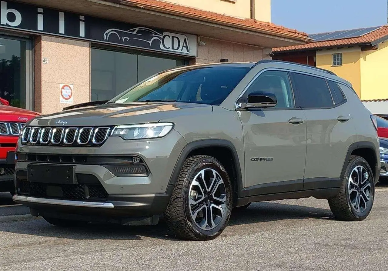 Photo 1 : Jeep Compass 2022 Essence