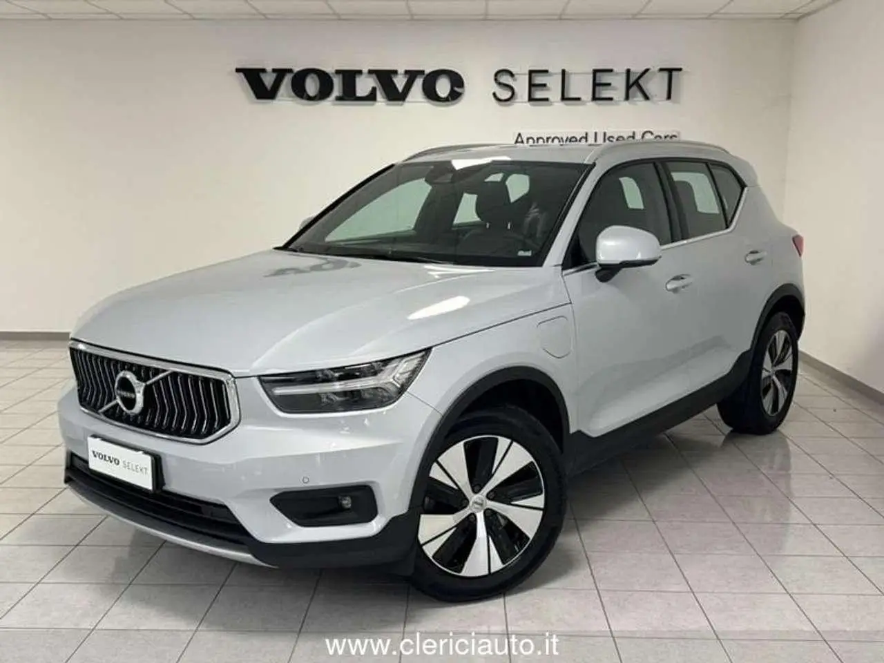 Photo 1 : Volvo Xc40 2020 Hybrid