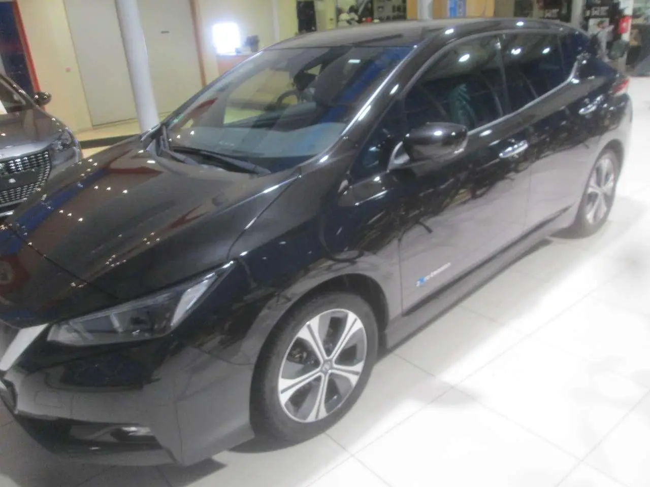 Photo 1 : Nissan Leaf 2020 Electric