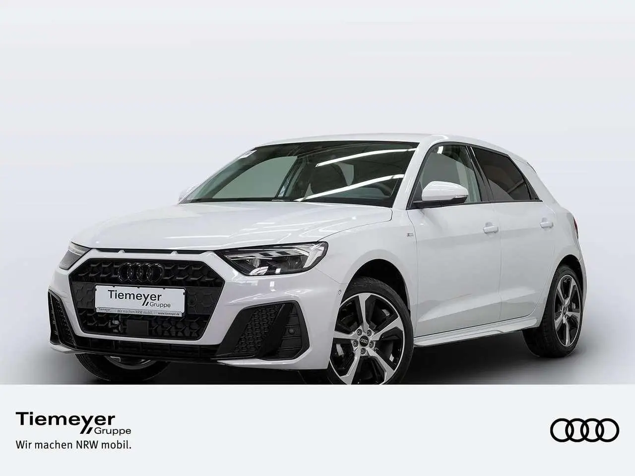 Photo 1 : Audi A1 2024 Petrol