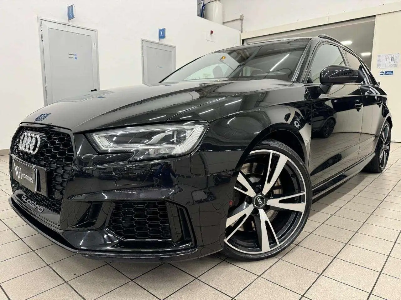 Photo 1 : Audi Rs3 2019 Essence