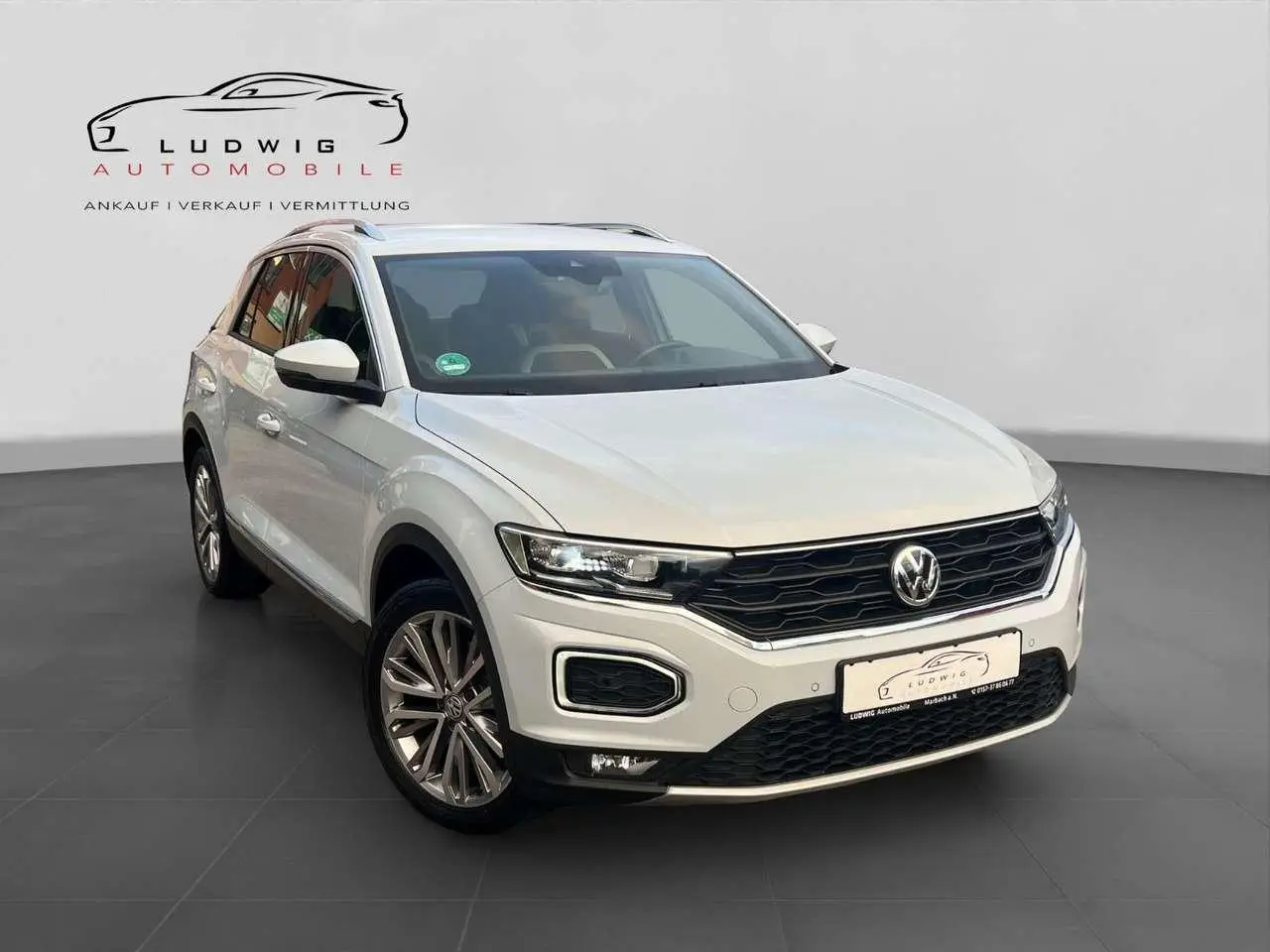 Photo 1 : Volkswagen T-roc 2018 Petrol