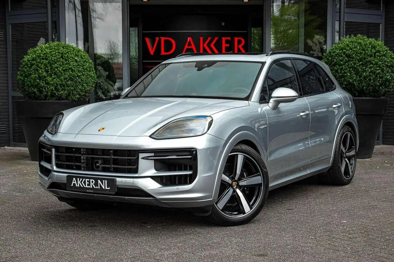 Photo 1 : Porsche Cayenne 2024 Hybride