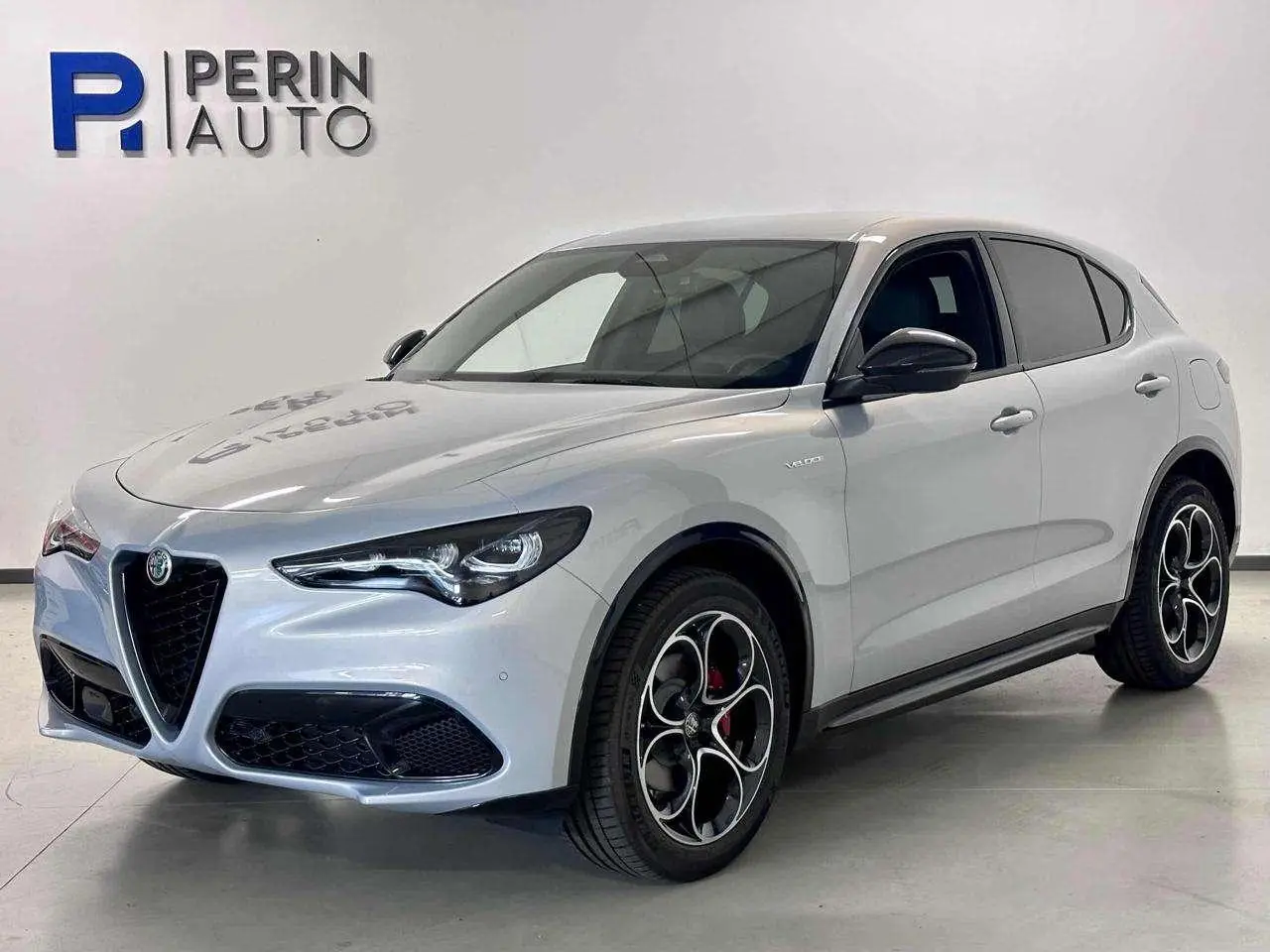 Photo 1 : Alfa Romeo Stelvio 2024 Diesel