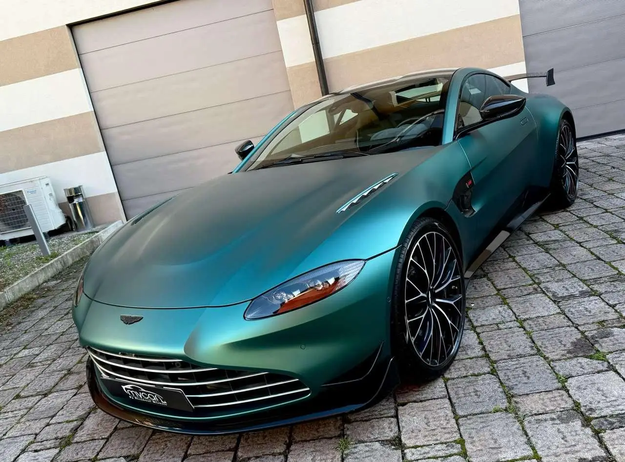 Photo 1 : Aston Martin Vantage 2021 Essence