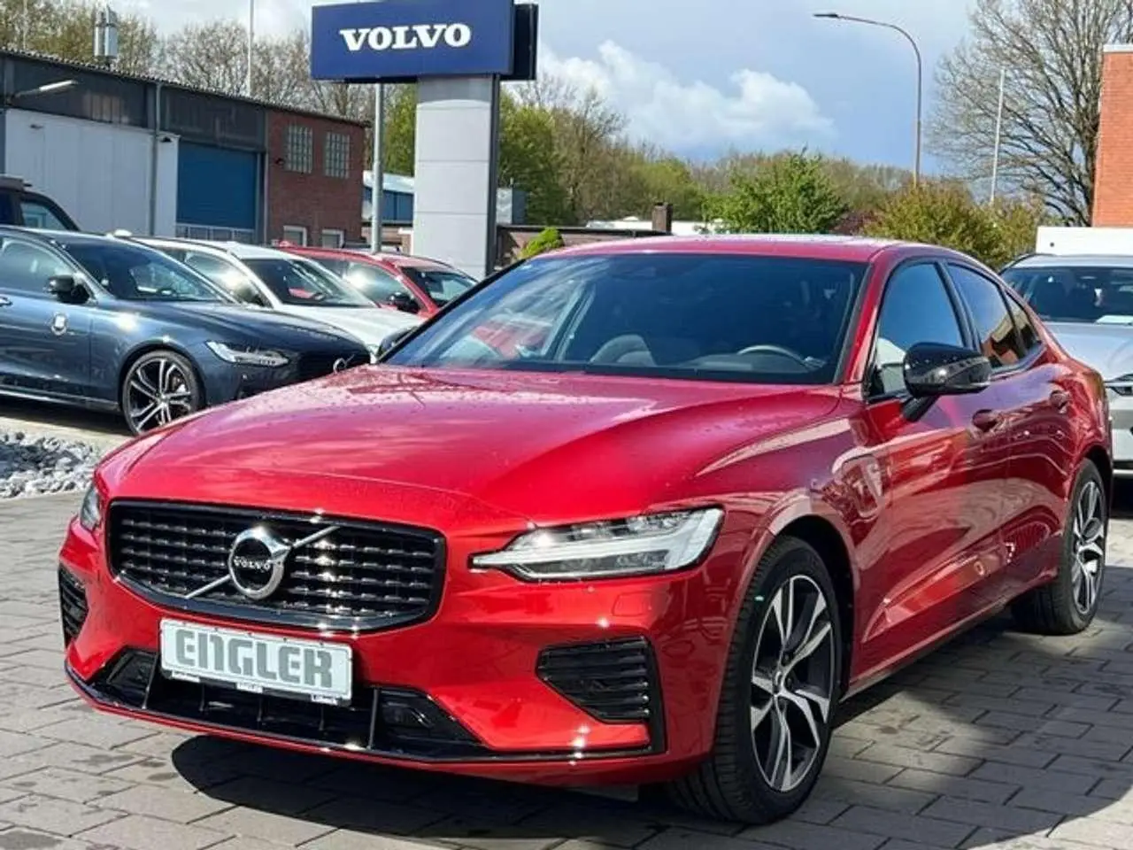 Photo 1 : Volvo S60 2021 Hybride