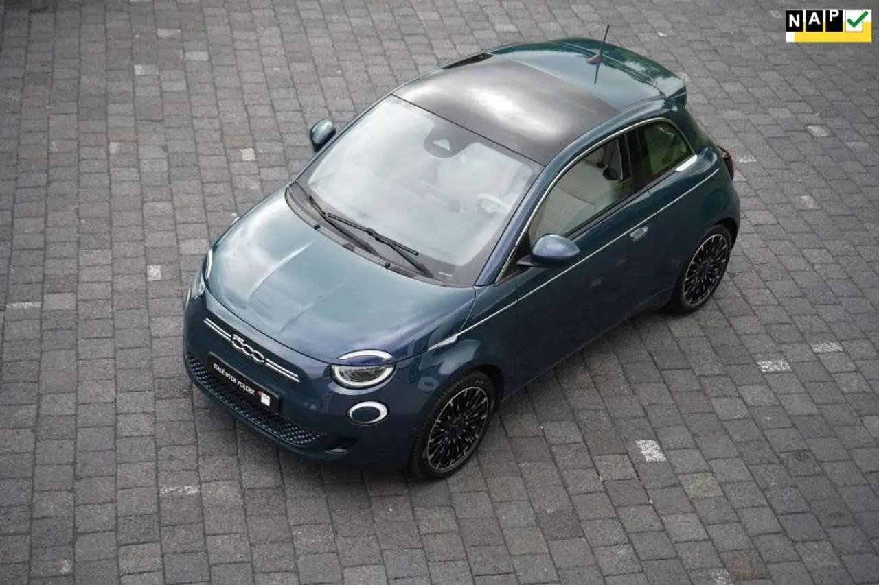 Photo 1 : Fiat 500 2021 Électrique