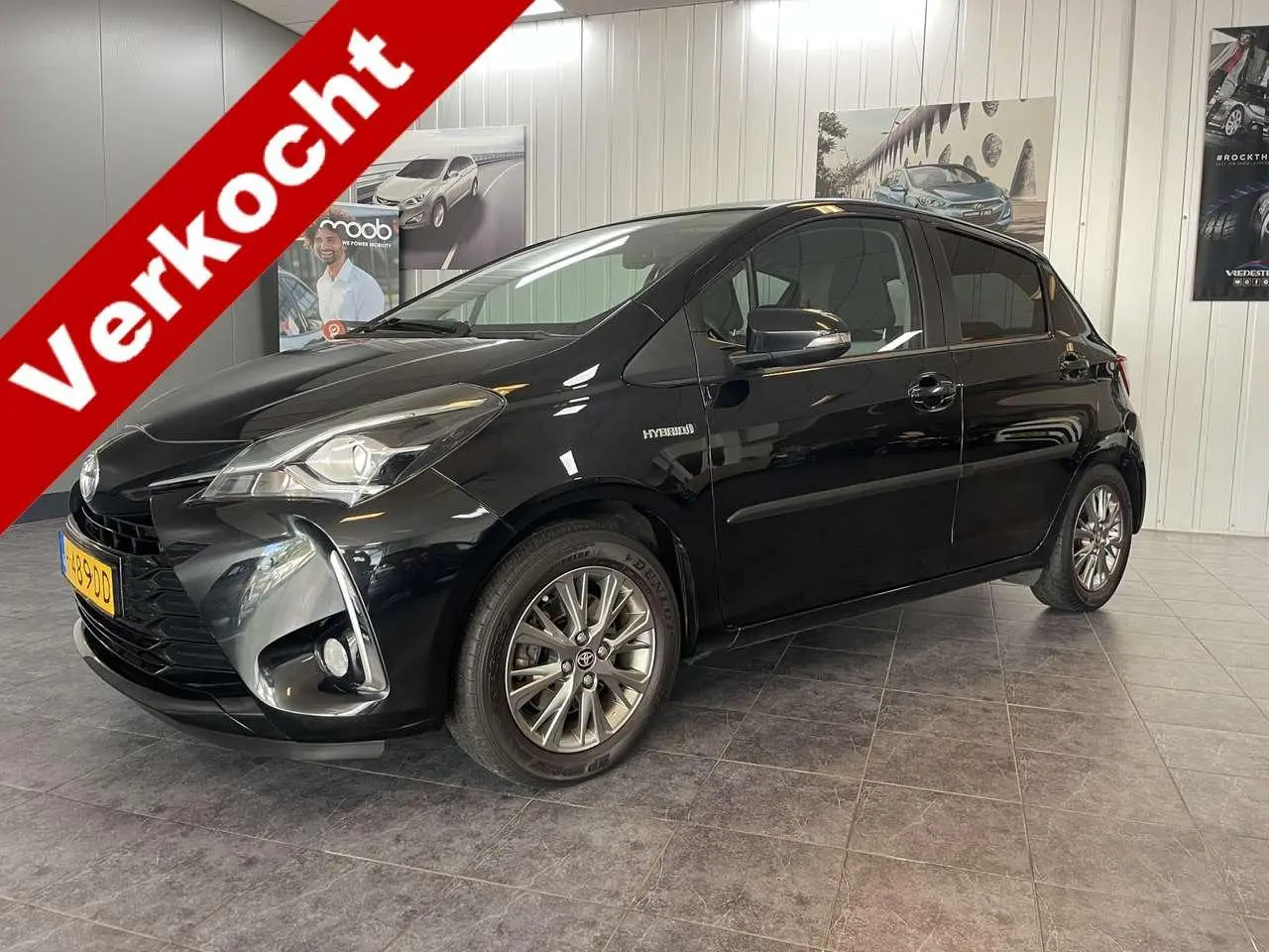 Photo 1 : Toyota Yaris 2019 Hybrid