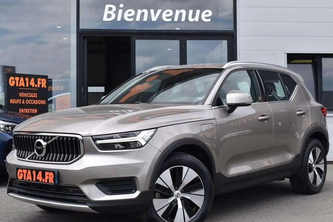 Photo 1 : Volvo Xc40 2022 Hybride