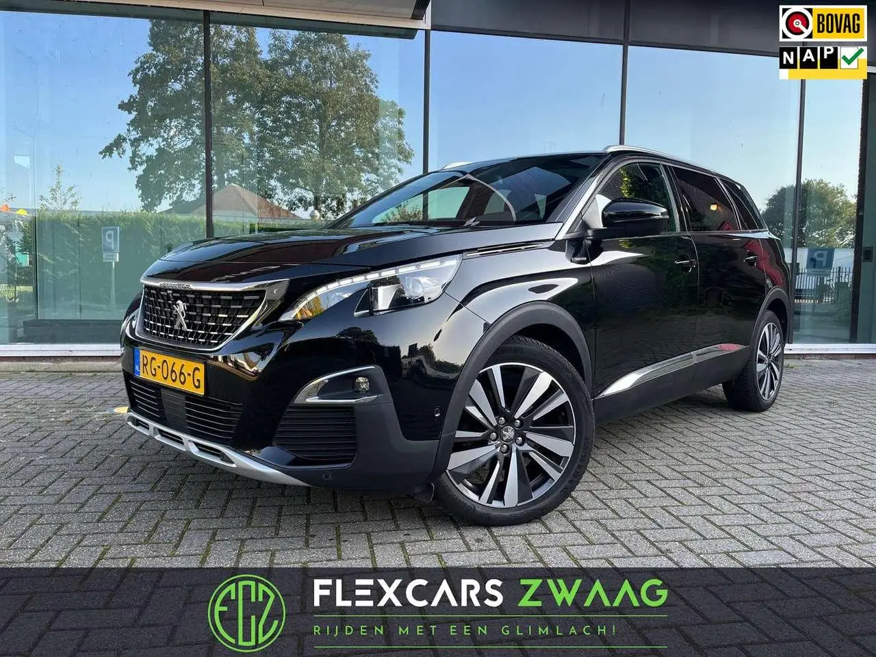 Photo 1 : Peugeot 5008 2017 Petrol