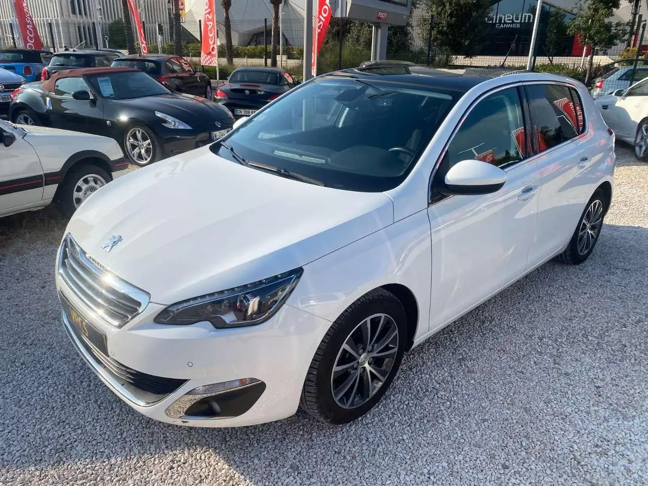 Photo 1 : Peugeot 308 2017 Petrol