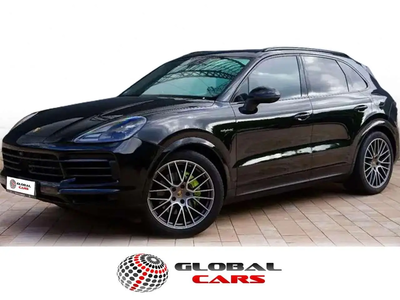 Photo 1 : Porsche Cayenne 2023 Hybrid