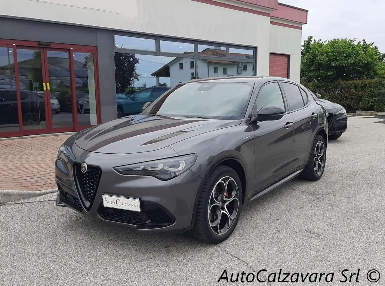 Photo 1 : Alfa Romeo Stelvio 2023 Diesel