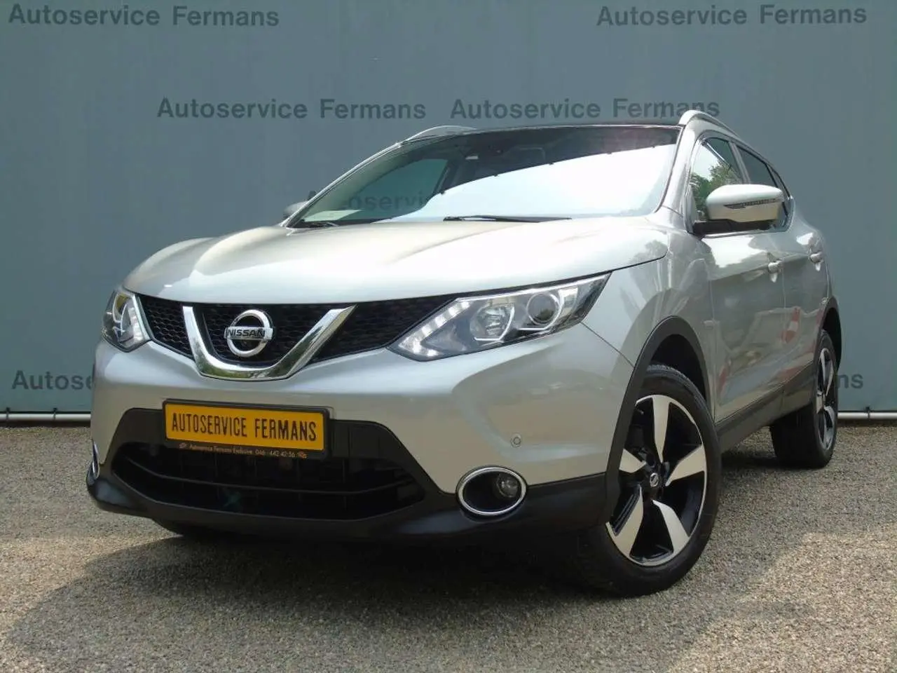 Photo 1 : Nissan Qashqai 2016 Petrol