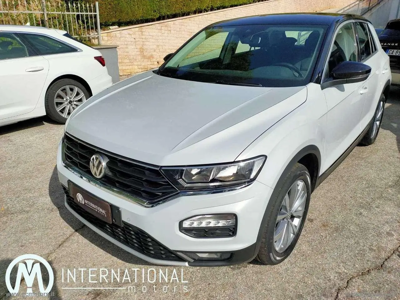 Photo 1 : Volkswagen T-roc 2020 Essence