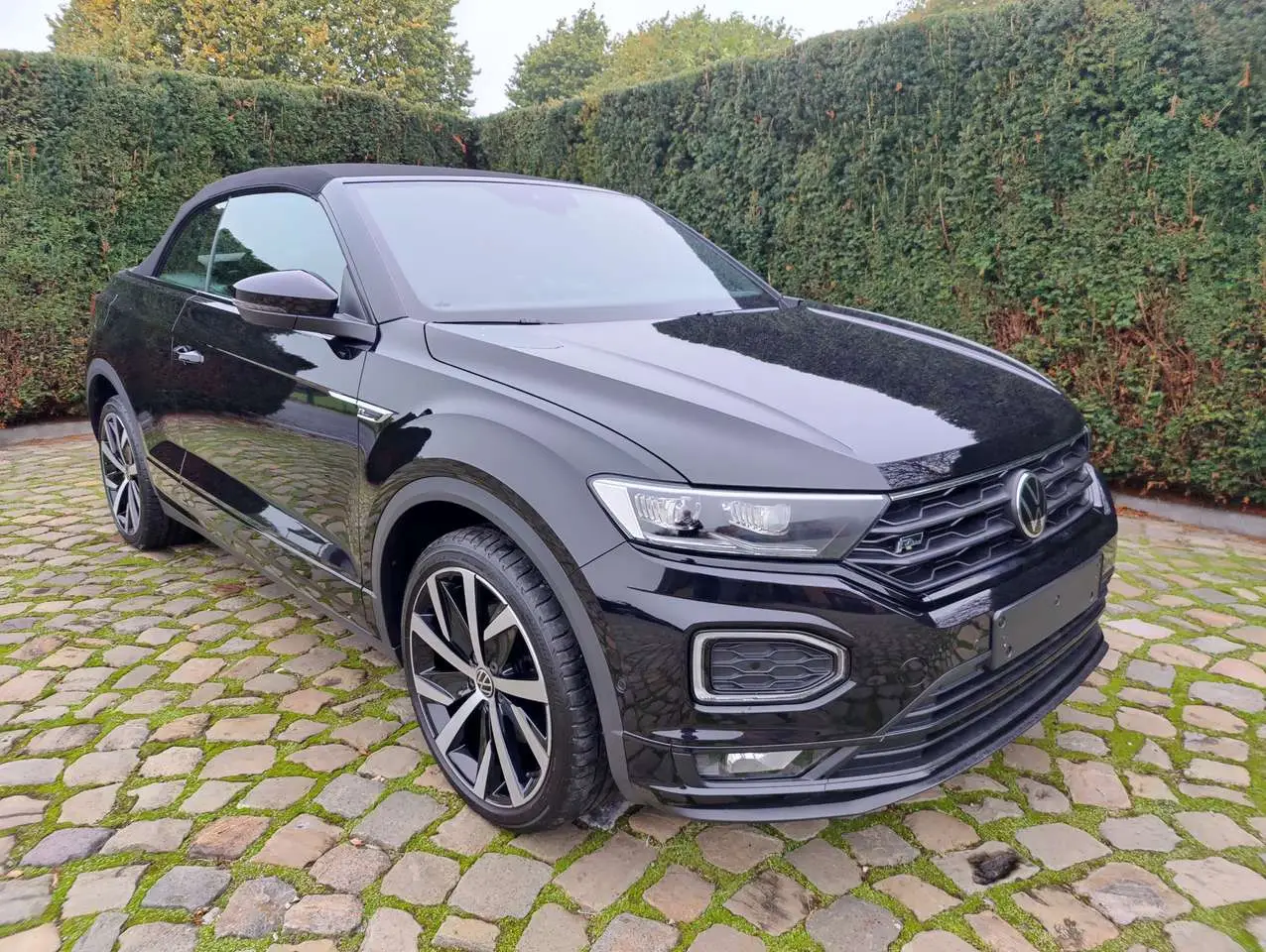 Photo 1 : Volkswagen T-roc 2022 Essence