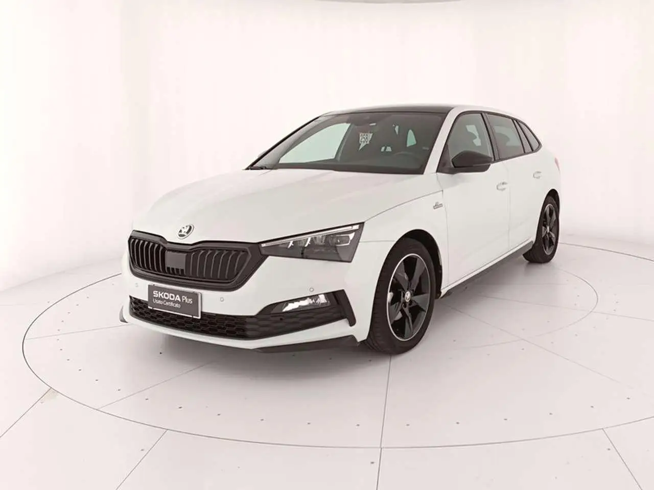 Photo 1 : Skoda Scala 2021 Essence