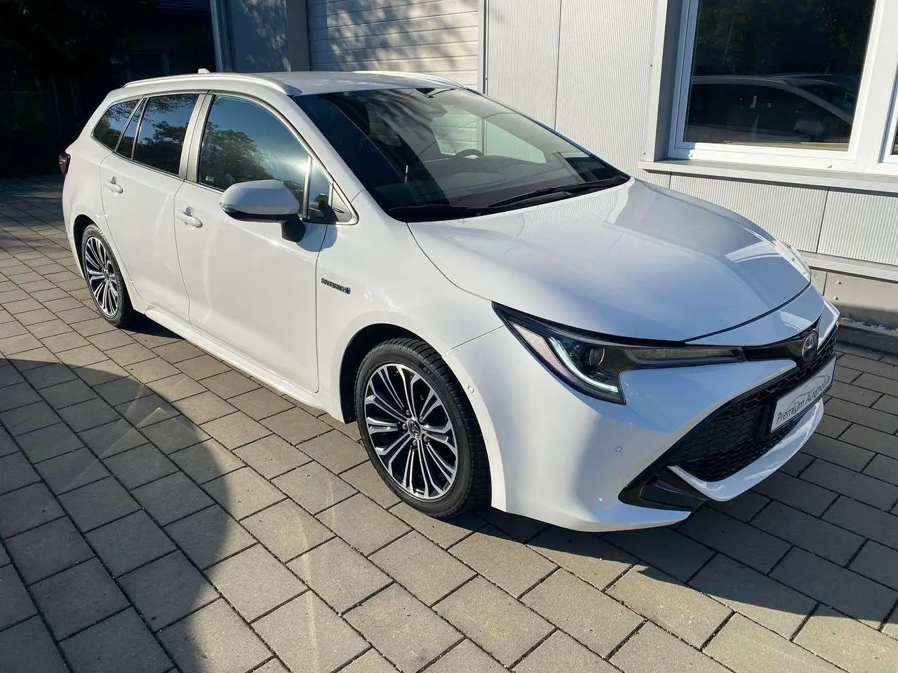 Photo 1 : Toyota Corolla 2019 Hybrid