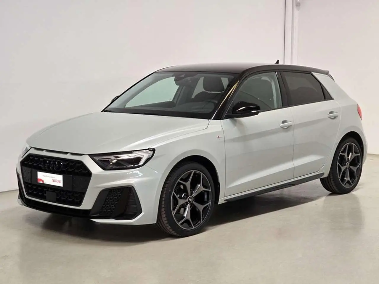 Photo 1 : Audi A1 2023 Petrol