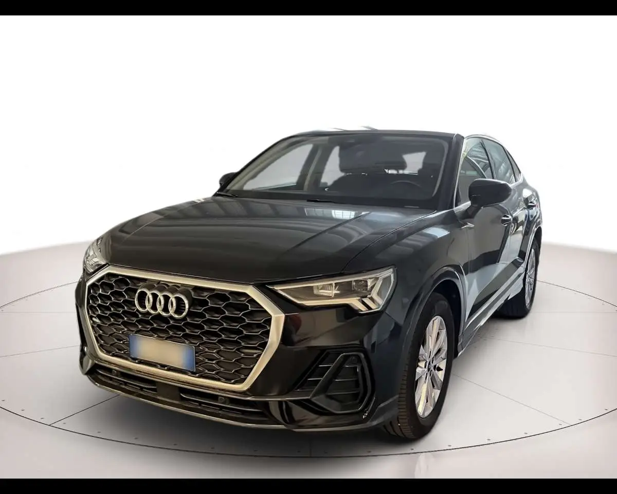 Photo 1 : Audi Q3 2020 Diesel