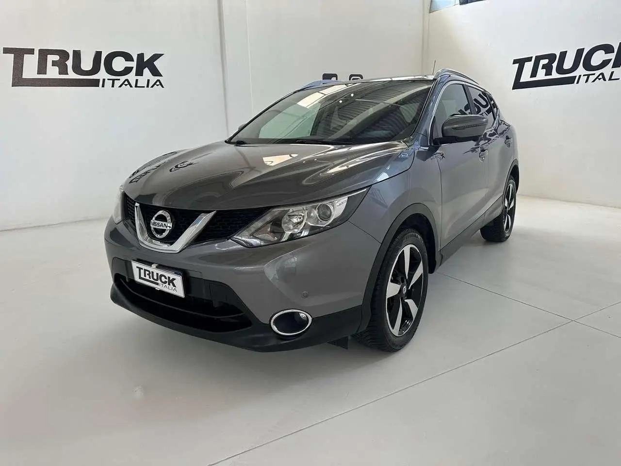 Photo 1 : Nissan Qashqai 2015 Diesel