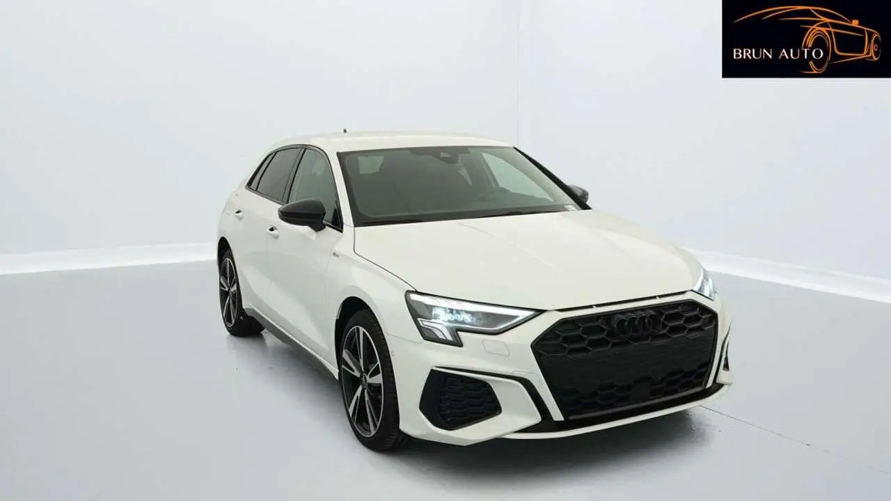 Photo 1 : Audi A3 2023 Autres