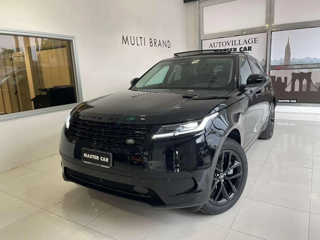 Photo 1 : Land Rover Range Rover Velar 2024 Hybride