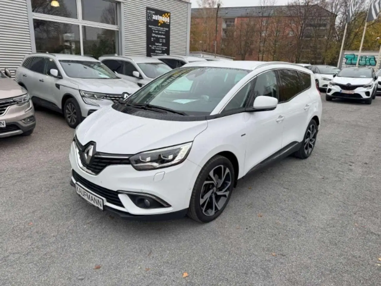 Photo 1 : Renault Grand Scenic 2020 Petrol