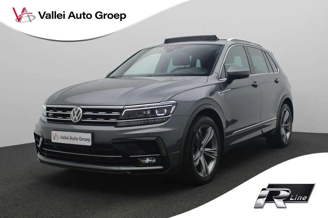 Photo 1 : Volkswagen Tiguan 2019 Essence