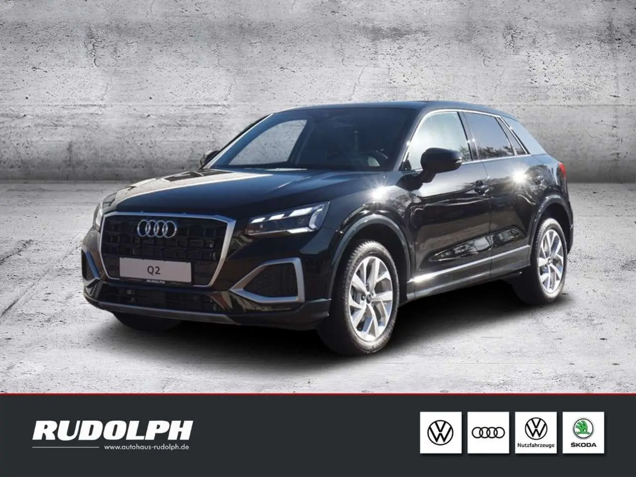 Photo 1 : Audi Q2 2024 Petrol