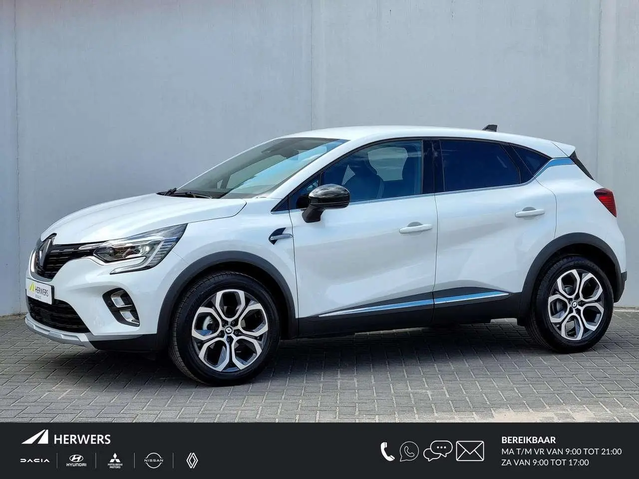 Photo 1 : Renault Captur 2024 Petrol