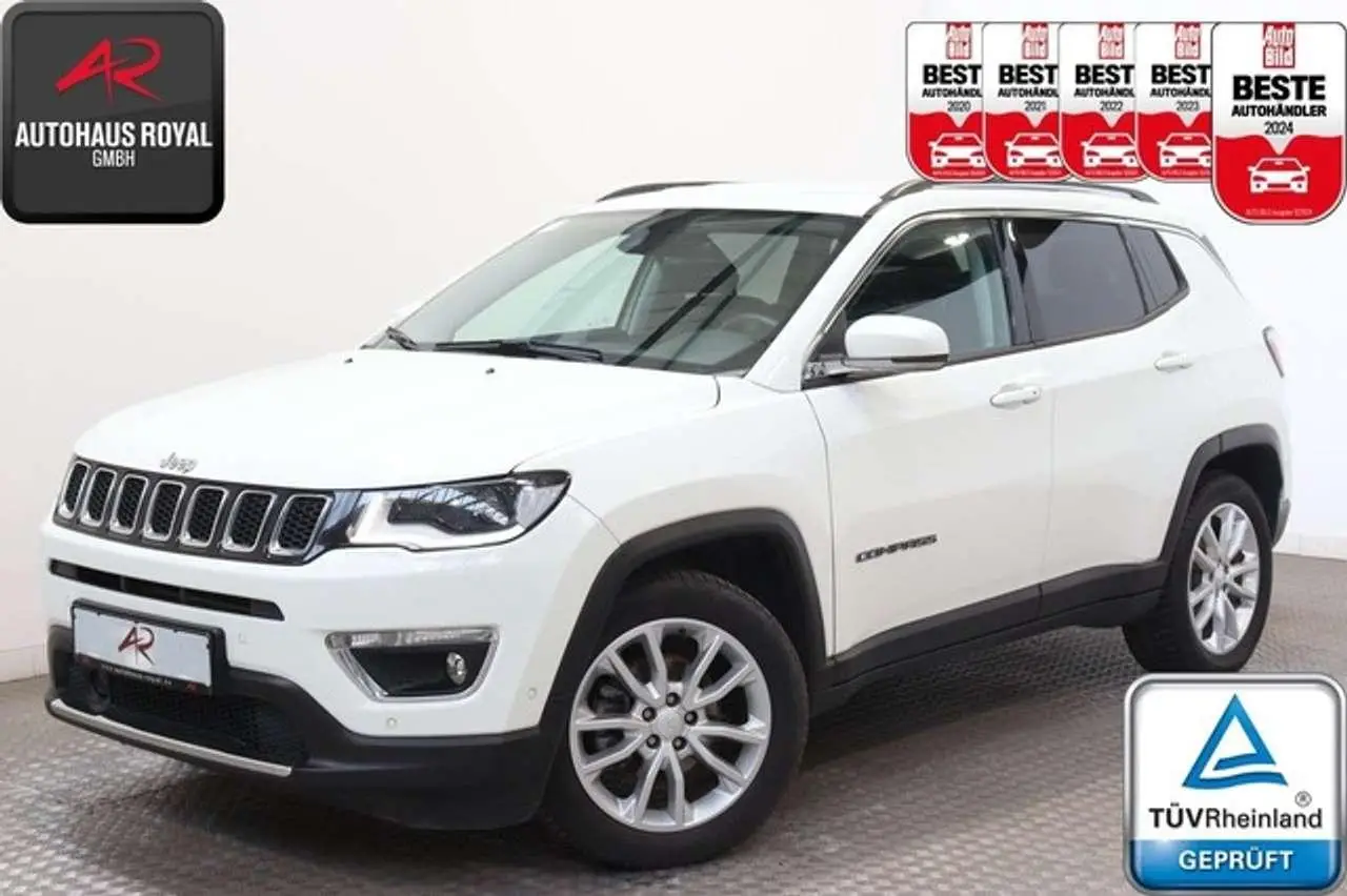 Photo 1 : Jeep Compass 2021 Petrol