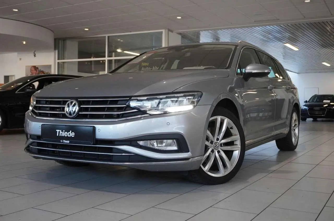 Photo 1 : Volkswagen Passat 2020 Diesel